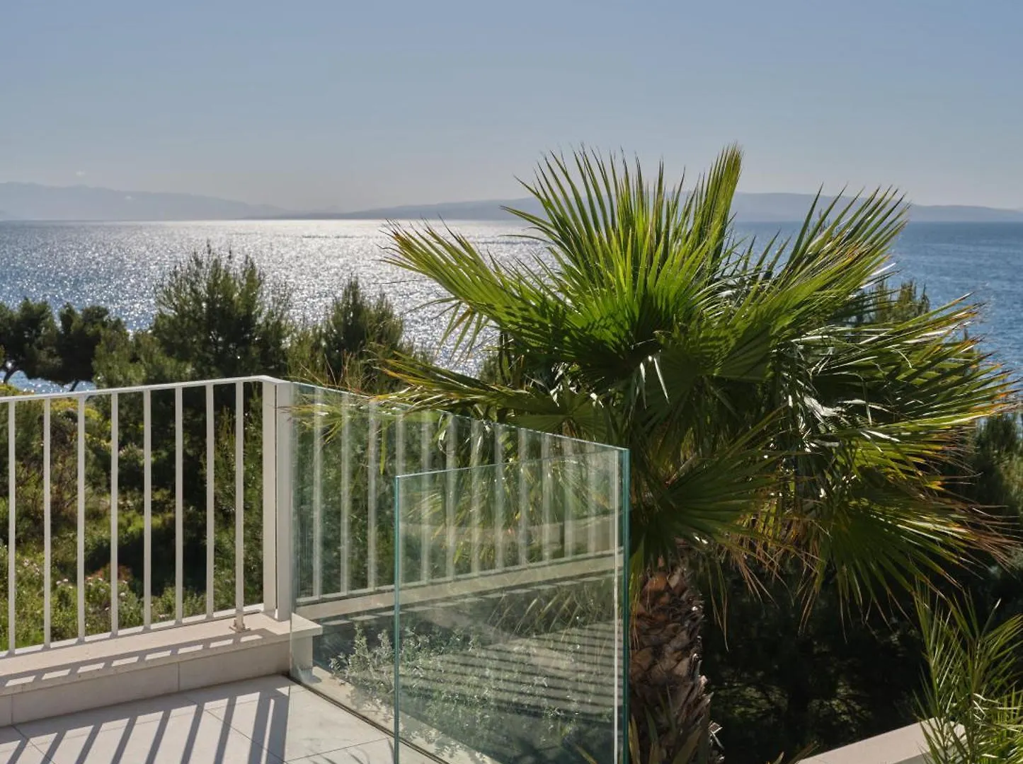 Villa A'More - Seafront Retreat Trogir