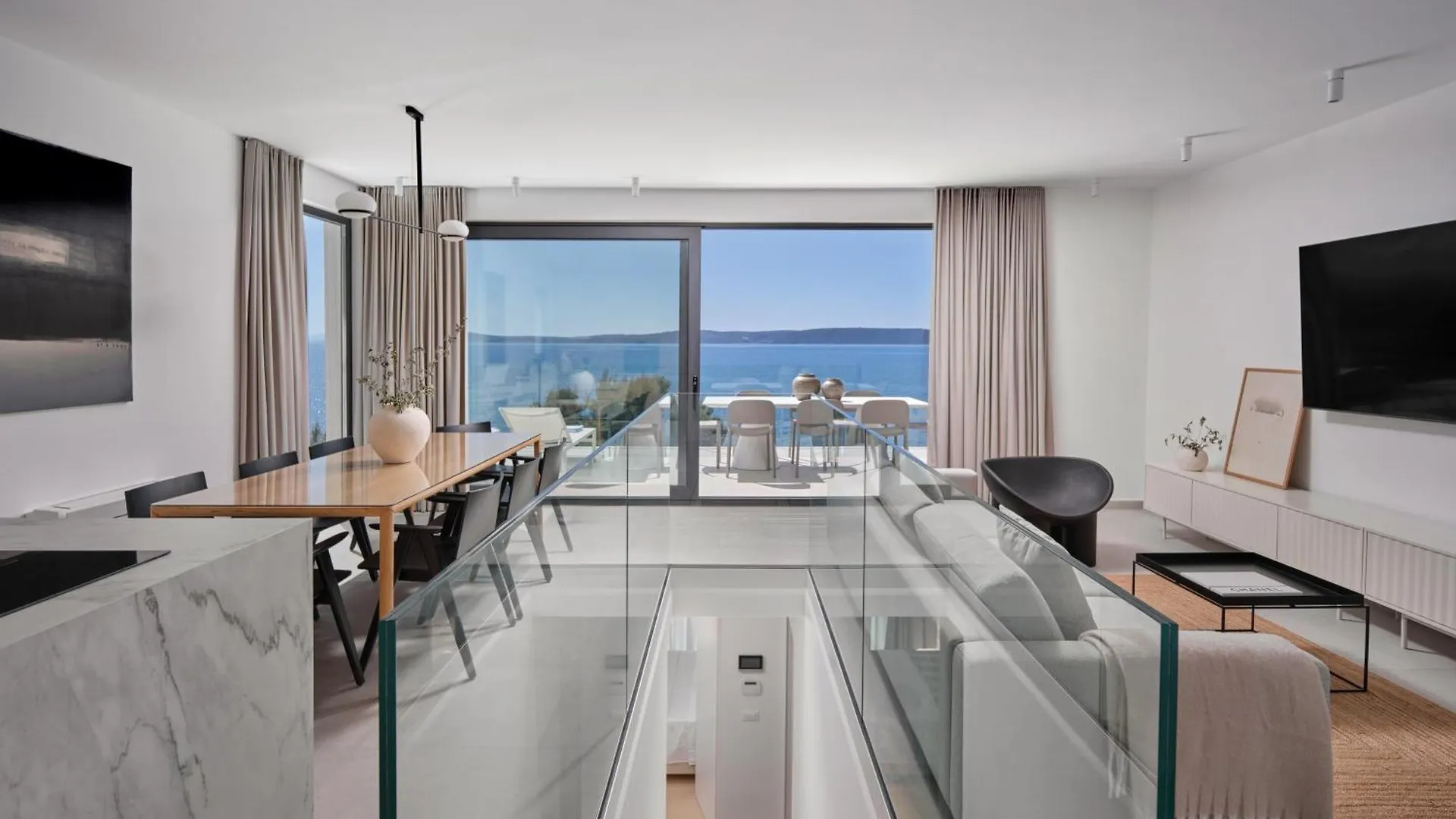 Villa A'More - Seafront Retreat Trogir 0*,  Kroatien