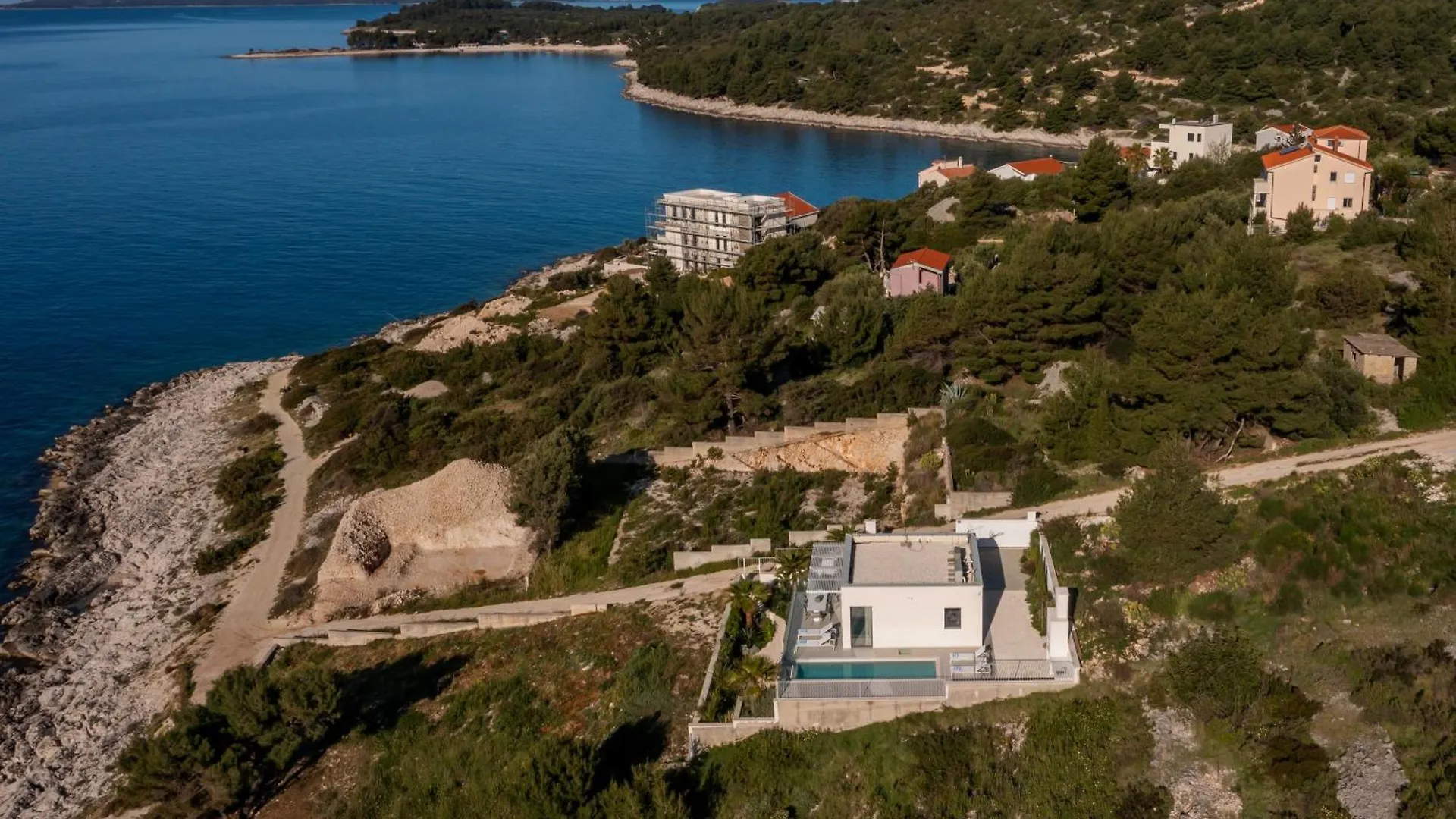 Villa A'More - Seafront Retreat Trogir